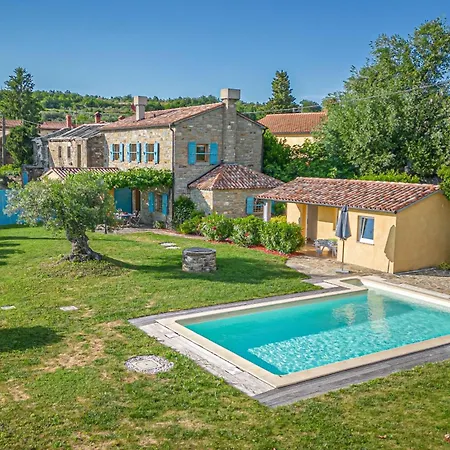 Villa Pool Lavanda - Happy *